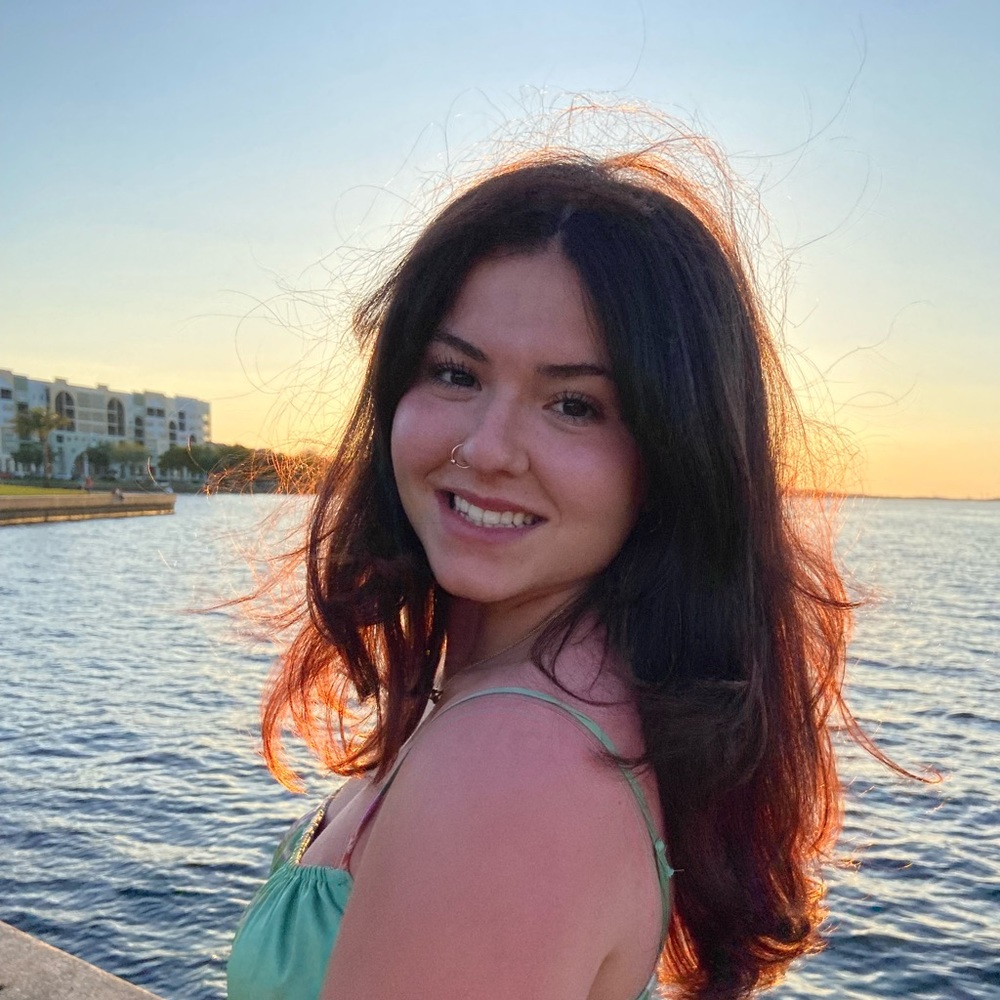 Meet your Posher, Viviana